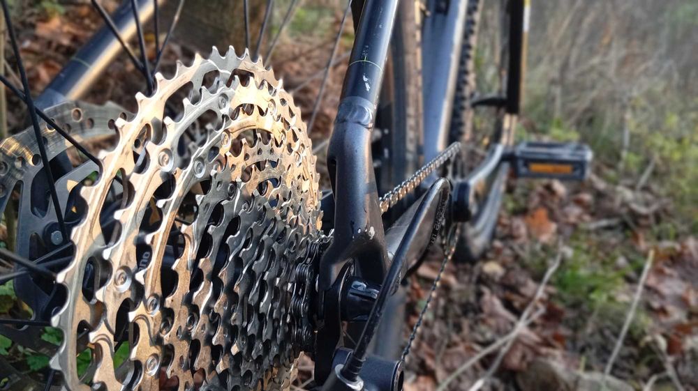 Cube Attention SL idealny