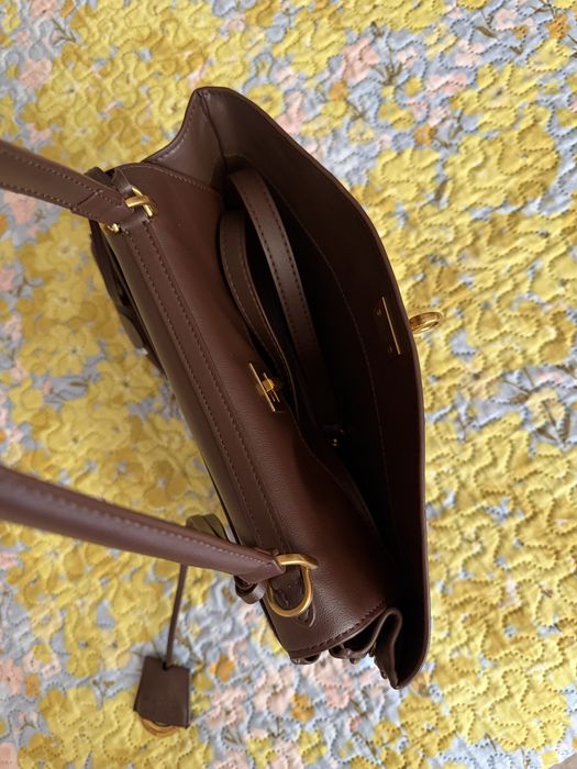 Balenciaga rodeo шоколад є код