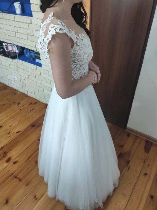 Piękna suknia ślubna