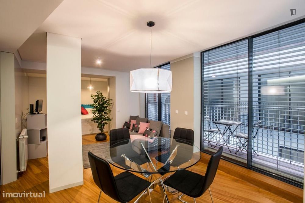 Apartamento com 1 quartos - localizado em Santo Ildefonso Porto