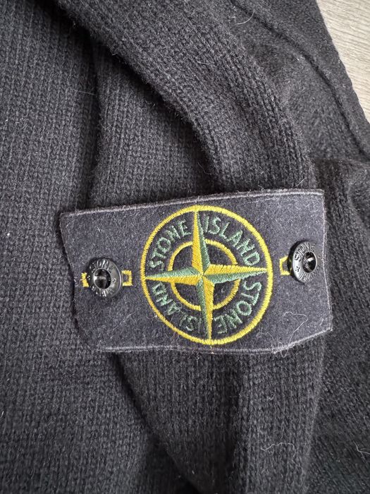 Продам свитер Stone Island