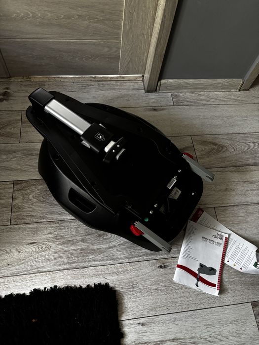 Fitelik samochodowy 0-12 kg britax romer  baza +fotelik