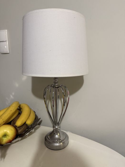 Lampka stolowa nocna