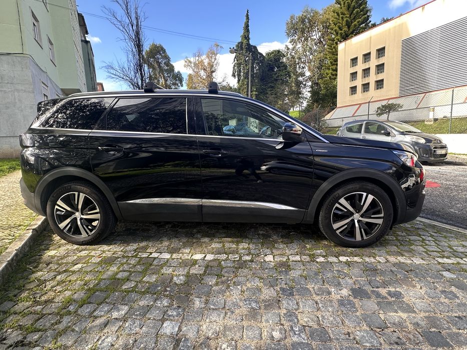 Peugeot 5008 1.5BlueHDi 130CV com 115000Kms.