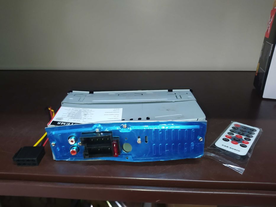 radio samochodowe na czesci niska cena wyprzedaz 1 din radio