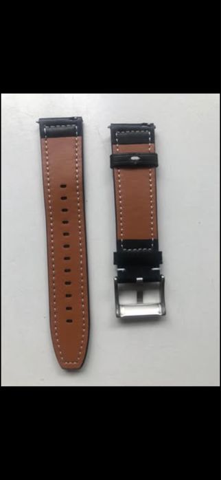 Bracelete em couro