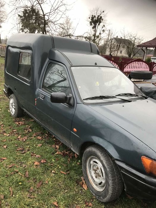 Форд Кур'єр продам