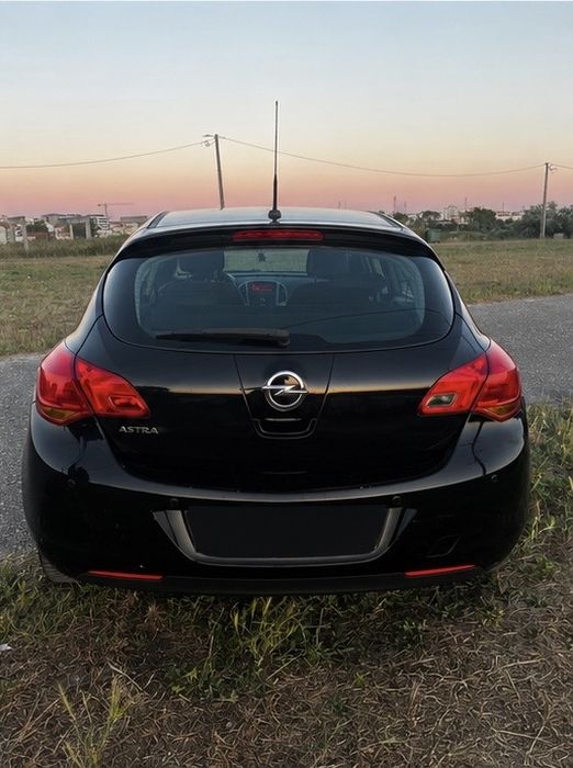 Opel Astra J 1.4 Turbo Cosmo | 124 mil km | Excelente Estado