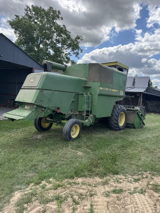 Kombajn John Deere 1042 z sieczkarnia