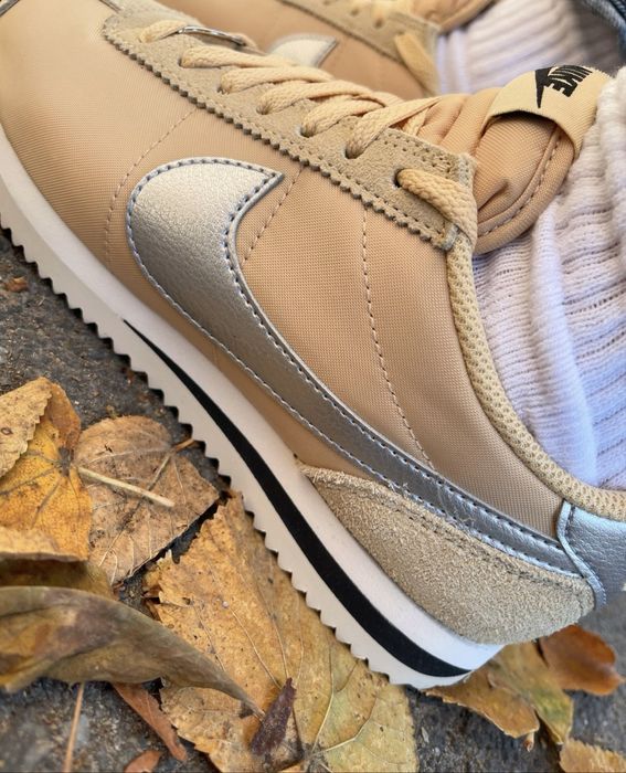 Жіночі кросівки Nike Cortez (DZ2795-201)