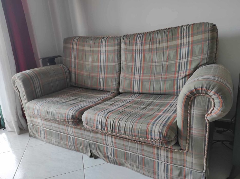 Sofá 2 lugares + 1 sofá de 1 lugar