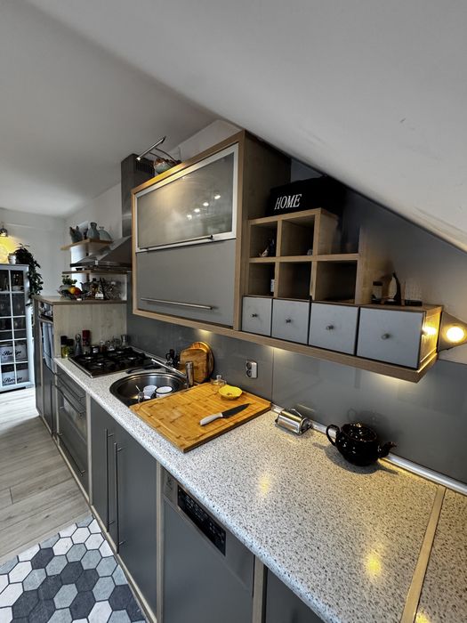 Meble kuchenne plus dodatki