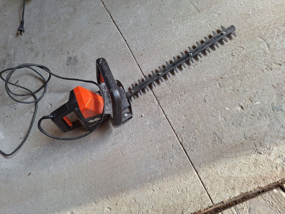 Podkaszarka do żywopłotu