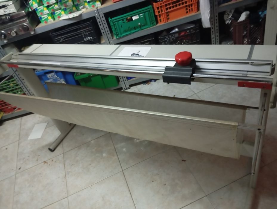 Impressora plotter e guilhotina de papel 1.50m