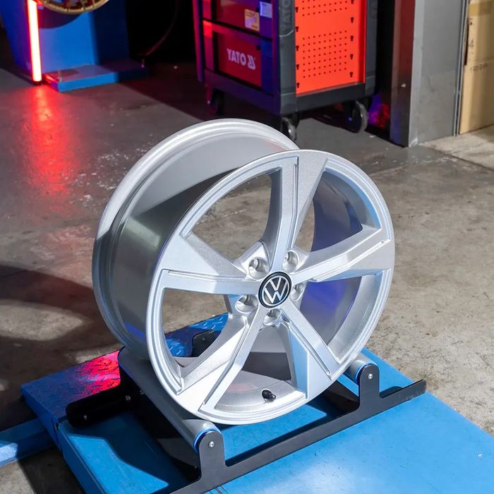 NOWE ORYGINALNE Felgi 17'' Volkswagen Golf T-cross Polo Beetle