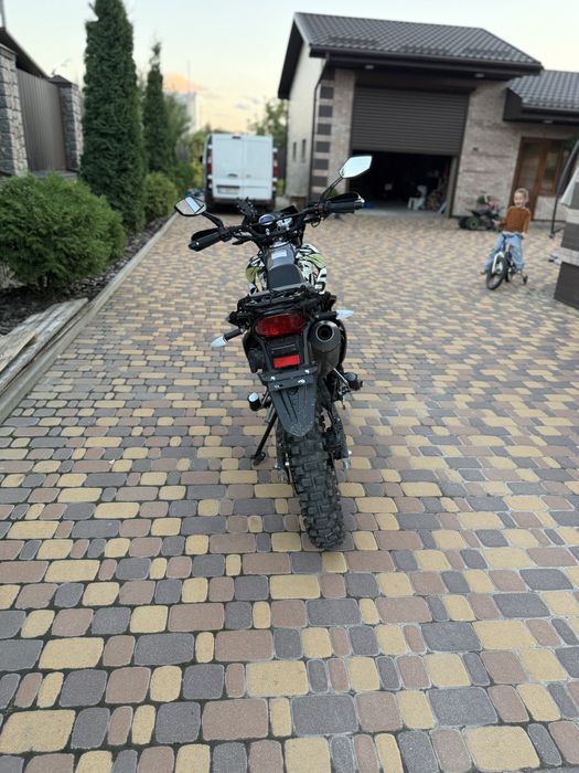 Продам мотоцикл forte cross 300