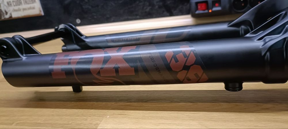Amortyzator Fox 38 Fit Grip E-Bike+ 38 Float 29", 170 mm nowy