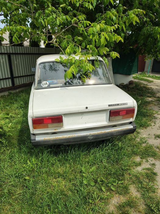 Автомобіль ВАЗ  2107