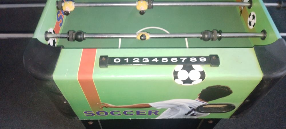 Sprzedam dużom grę  Piłkarzyki