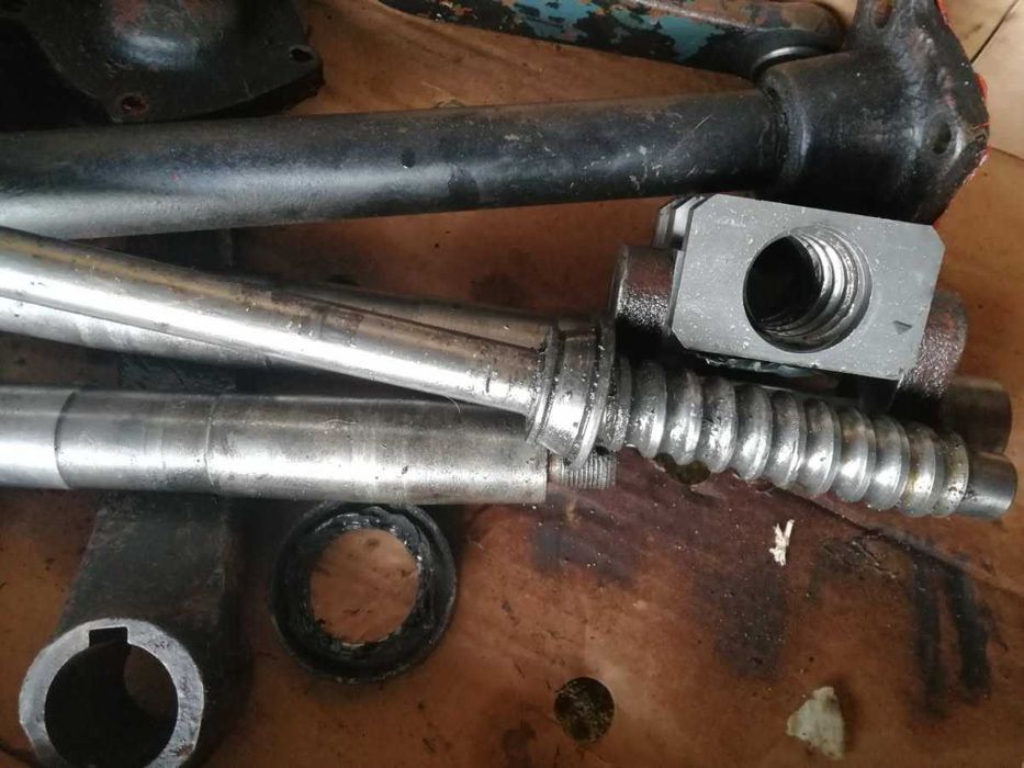 Przekładnia Kierownicza/Kolumna Zetor Majorek 3011 Stan Db,Sprawna