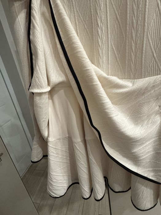 Stylowa sukienka idealna na jesień / zimę