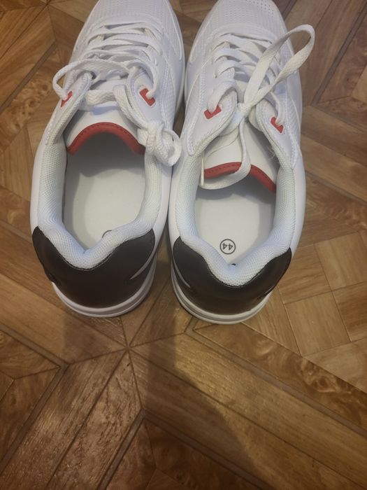 Nowe buty męskie 44