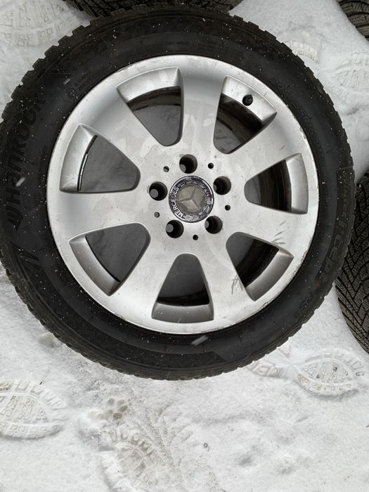 Продам титани з резиною