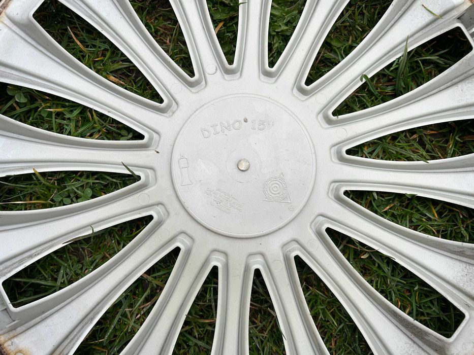 Kołpaki 15 cali 2 szt