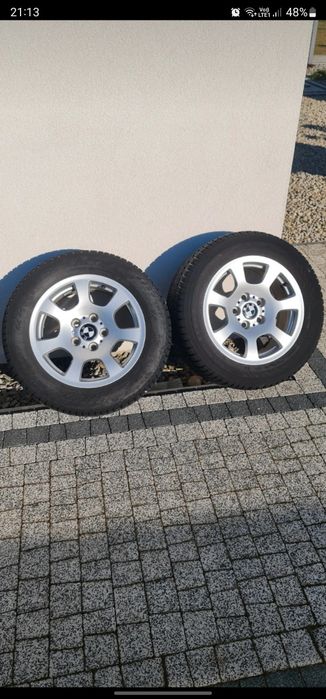 Alufelgi BMW r16 komplet z oponami zimowymi w stanie bardzo dobrym