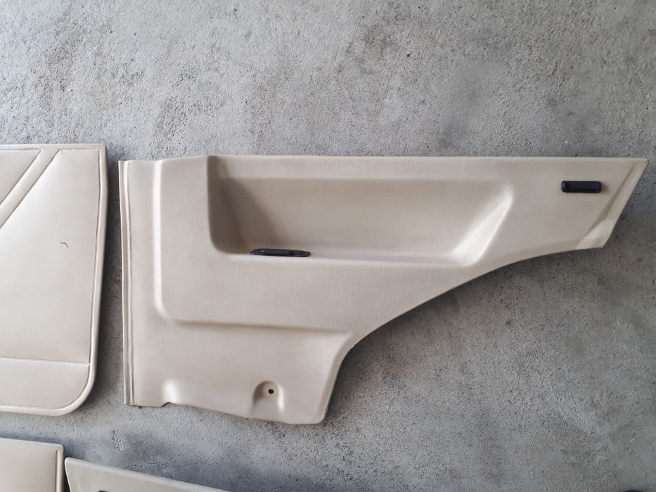 Forras/ quartelas das portas originais Opel Corsa-A GT Mk1 três portas