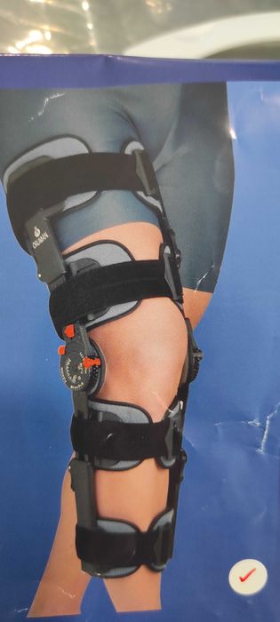 ÓRTESE DE JOELHO com bloqueio regulável