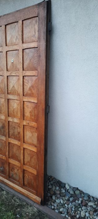 Sprzedam zewnętrzne drzwi dębowe 89x200x4 cm