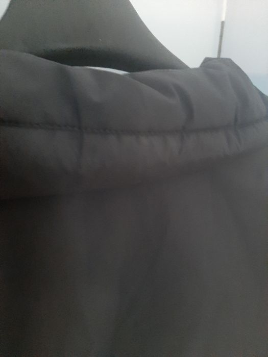 Parka prada homem excelente para frio e chuva