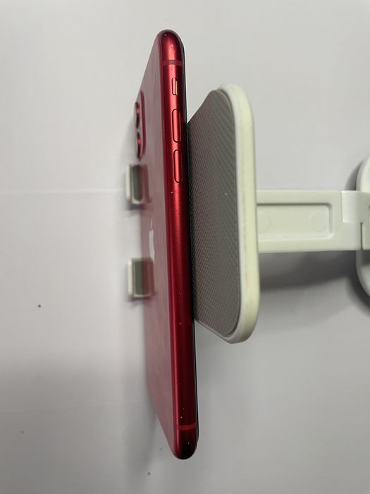 IPhone 11 vermelho