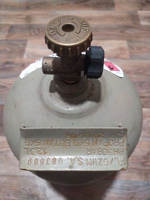 Газовий балон 12л