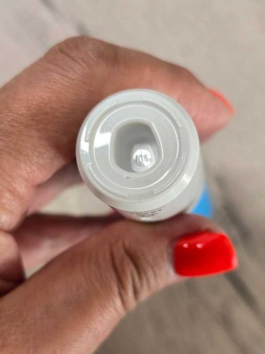 Szczoteczka elektryczna Oral-B Vitality 100 Cross Acrion niebieska