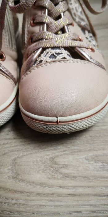 Śliczne buty buciki botki Primigi 25