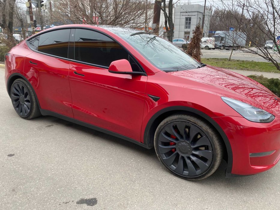 Tesla Y Performance 2021