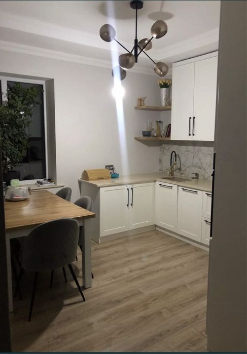 Акумуляторна  Аккумуляторна лампа300w