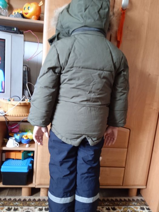 Зимний костюм комбинезон и куртка шапка рост 116