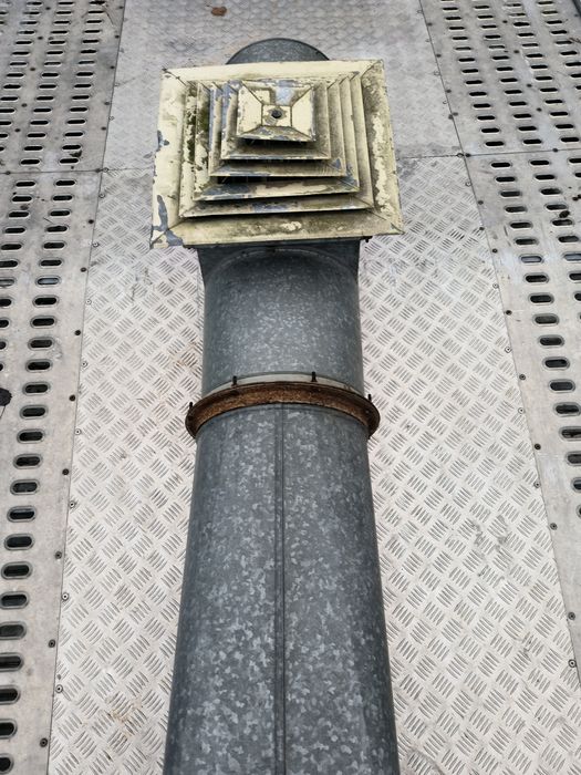 Wyciąg komin wentylacyjny