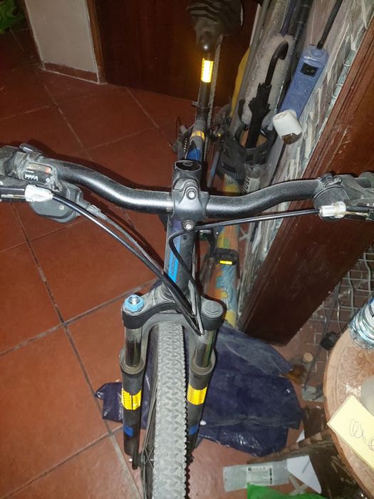 Bicicleta Rockrider peneu 27,5.