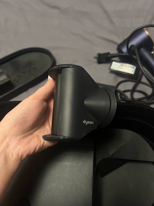 Dyson новенький