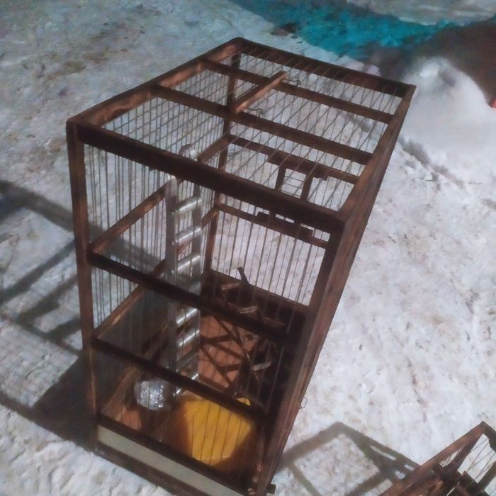 Клітка для птахів.  + В подарунок маленька переноска для птахів