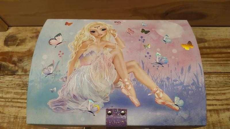 Шкатулка-сейф для украшений "балерина" fantasy model