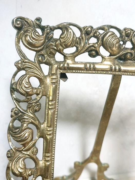 Antigas molduras em latão e bronze Sec.XIX