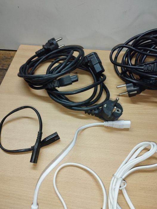CABOS VÀRIOS - Alimentação/Extensão/Scart/VGA/USB
