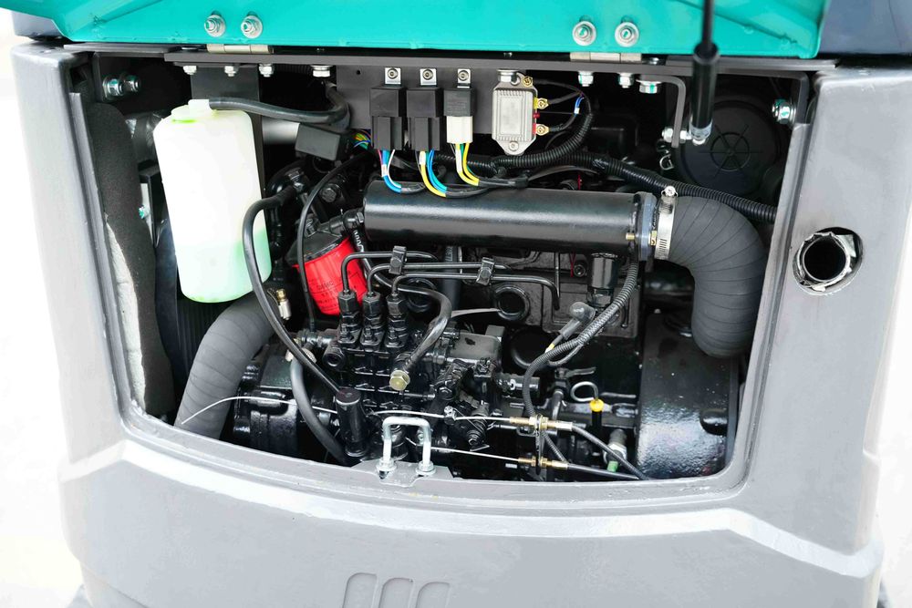 Mini Giratória LANDWARD XT18 1800KG Motor Kubota