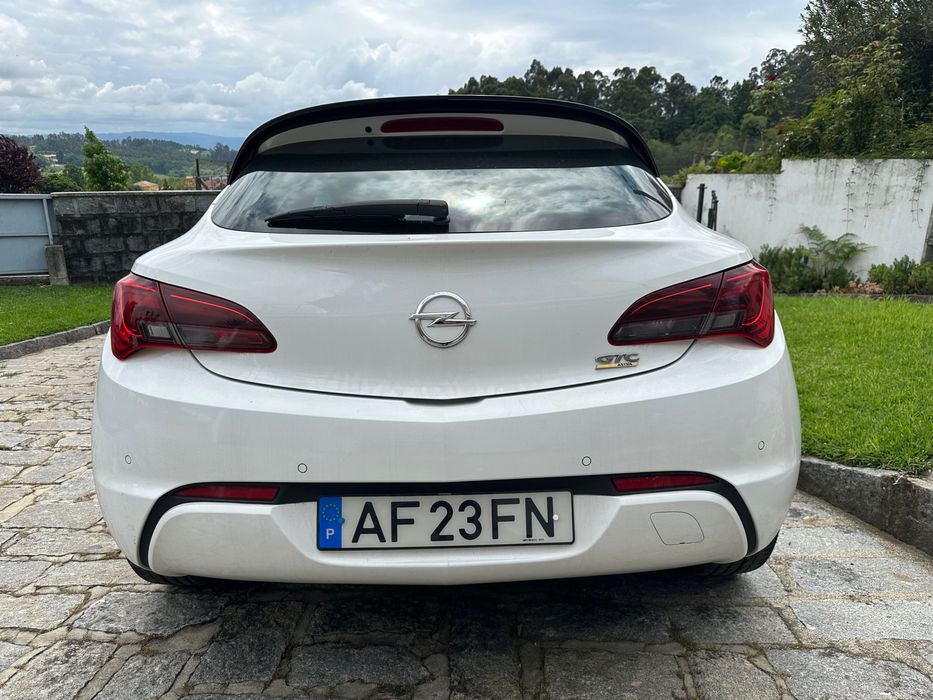 Opel Astra J GTC - OPC Line
