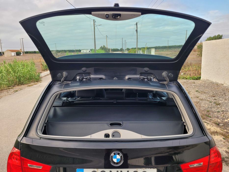 BMW 318d Touring Navigator — 2010 | 170 cv